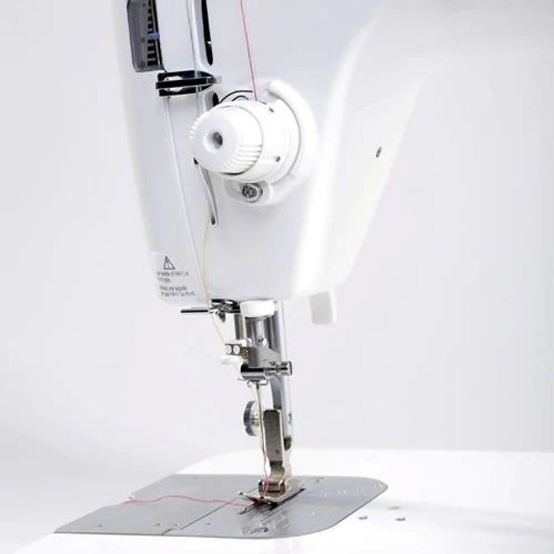 Demosalg -  Juki TL-2200 QVP mini rettsømsmaskin