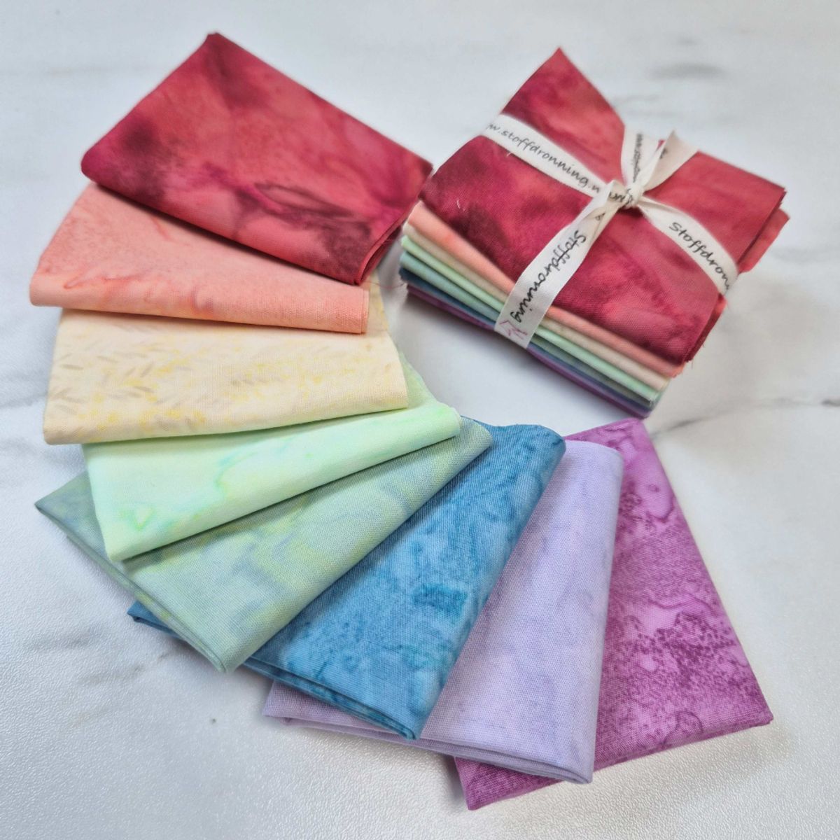 Happy Minis - batikk, sukkertøy